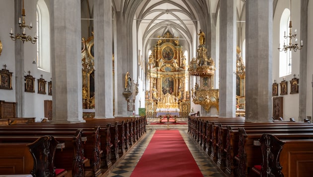 Seit der Gotik wurde in der Stadtpfarrkirche in Gmünd in allen Stilen gebaut.