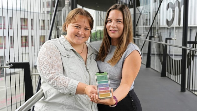 Pflegewissenschafterin Jette Lange (li.) und Soziologin Jacqueline Ludwig haben gemeinsam ...