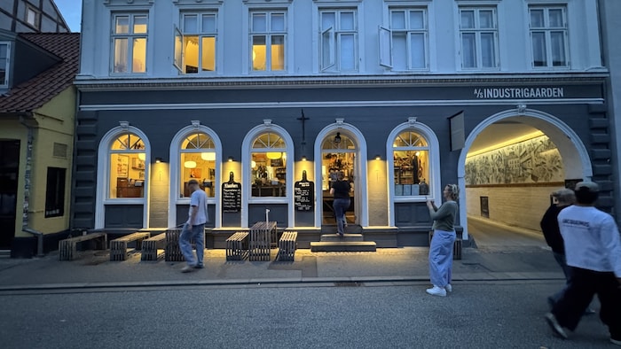 Hier gibt es die besten und günstigsten Moules-frites in Aarhus. Achtung, schnell ausverkauft!