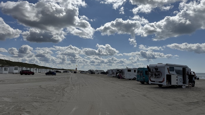 Stellenweise kann es am Strand recht überlaufen sein – dann einfach woanders hinfahren. Die ...