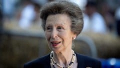 Die Prinzessin, die Bus fährt und für den Nobelpreis nominiert wurde: Royal Family gratuliert ...