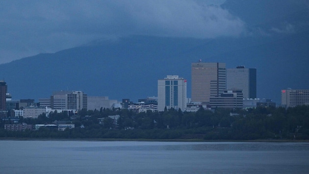 Mit knapp 300.000 Einwohnern ist Anchorage die mit Abstand größte Stadt Alaskas sowie dessen ...