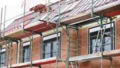 Beim Hausbau zockte ein 54-Jähriger seine Kunden ab (Symbolbild)