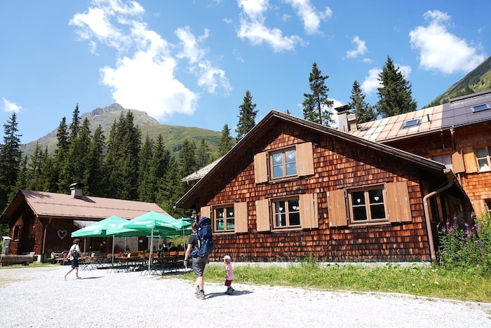 Die Konstanzer Hütte ist ein Ziel für Jung und Alt.