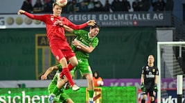 Robin Voisine (Mitte) wird der Austria am Freitag beim KSV voraussichtlich fehlen.