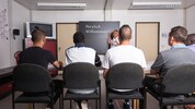 Viele Flüchtlinge wollen Deutsch lernen, um sich zu integrieren. Andere fallen absichtlich ...
