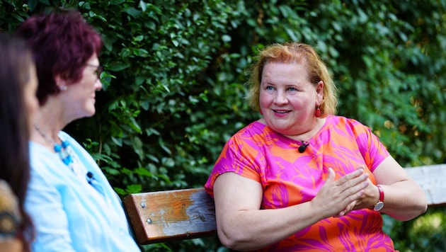 Gesundheitsministerin Schumann stellte sich im etwas anderen Sommergespräch der „Krone“ den ...