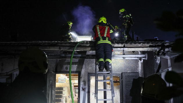 Die Feuerwehren waren bei dem Brand gefordert.