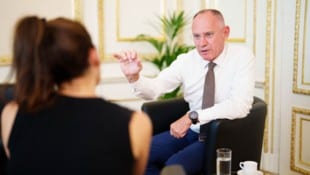 Die Terrorwarnstufe bleibt hoch, warnt Karner.