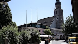 In Seekirchen am Wallersee warf der Besitzer einer Pizzeria eine israelische Familie hinaus. ...