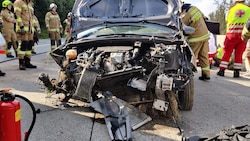 Beim Unfall wurde eine Autoinsassin schwer verletzt. 
