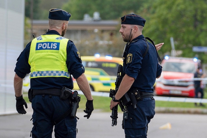 Einem Augenzeugen zufolge soll der Täter vier bis fünf Mal geschossen haben.