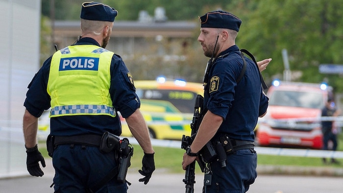 The suspected perpetrator—an 18-year-old man—was arrested immediately after the incident.