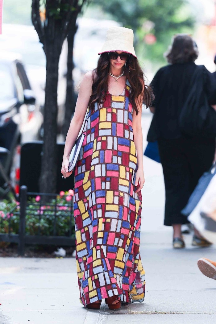 Genau wie Anne Hathaway.