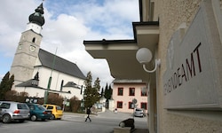 Im Seniorenwohnheim der Gemeinde Eugendorf brannte ein elektrisches Gerät.