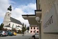 Im Seniorenwohnheim der Gemeinde Eugendorf brannte ein elektrisches Gerät.