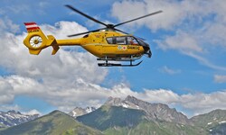 Der verletzte Bub wurde nach der Erstversorgung vom Hubschrauber ins Krankenhaus geflogen ...