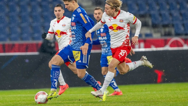 Bidstrup (re.) und Co. bezwangen Hartberg (Hoffmann) im letzten Duell mit 4:0.