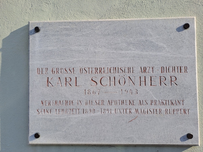 Gedenktafel in Friesach.