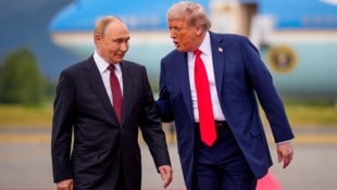 Trump hat den geächteten, isolierten Kremlchef auf das internationale Exzellenzen-Niveau ...