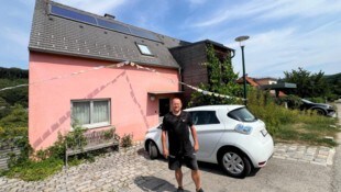 Andreas Daxbacher aus Gablitz im Wienerwald hat die Umstellung beim Heizen und bei der Mobilität ...