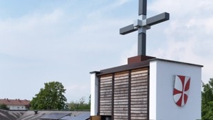 In diesen Glockenturm waren die Unbekannten eingedrungen.