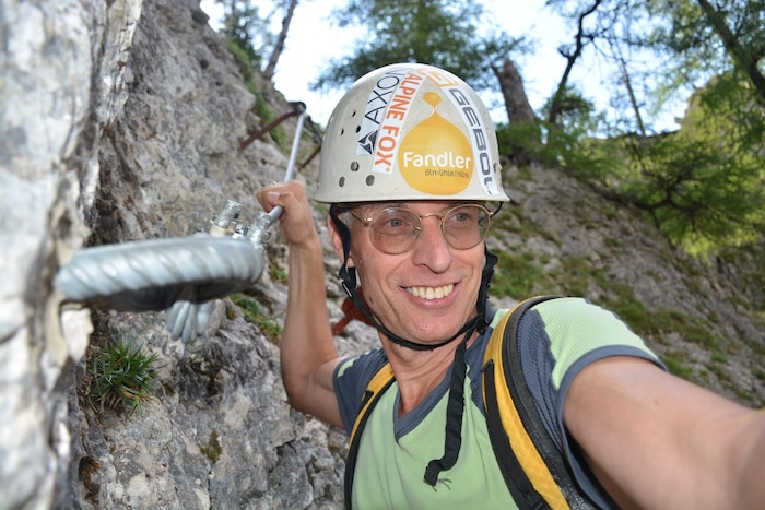 Rolf Majcen bei der Vorbereitung seines Projekts auf der Rax.