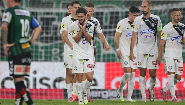 Nach 0:1-Rückstand hat es für den SK Sturm bei der SV Ried noch einen 3:1-Sieg gegeben ...