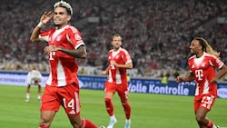 Am Ende knapp, aber doch: Der FC Bayern München gewinnt das Duell um den Supercup gegen den VfB ...