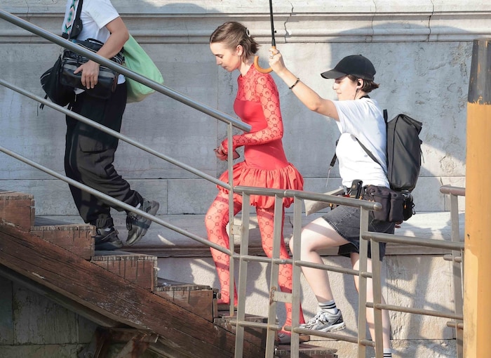 Lily Collins bei den Dreharbeiten in Venedig
