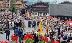 Der Landesübliche Empfang zum Forum-Auftakt im Herzen von Alpbach. 