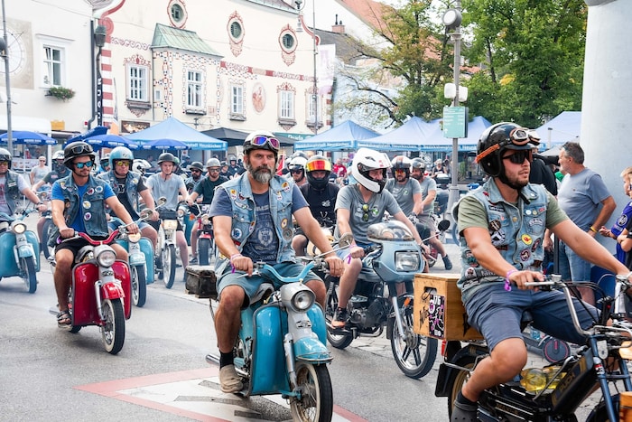 500 Teilnehmer gehen jährlich an den Start. Die Gäste reisen dafür sogar aus Deutschland, aus ...