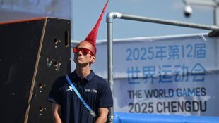 Dieser Referee machte bei den World Games in Chengdu seinen Job beim Parkour.