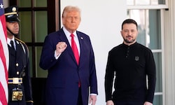 Donald Trump mit Wolodymyr Selenskyj bei einem Treffen im Februar im Weißen Haus in Washington