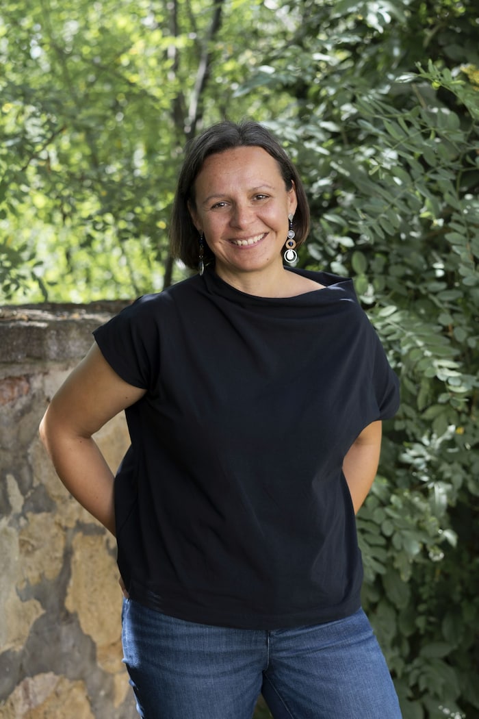 Petra Rasl befasst sich mit allem, was mit Merkfähigkeit, mentaler Stärke und leichtem Lernen zu ...