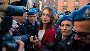 Grace Van Patten spielt die Amerikanerin Amanda Knox