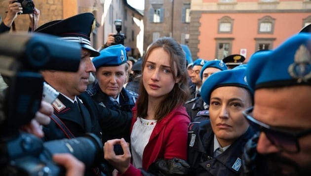 Grace Van Patten spielt die Amerikanerin Amanda Knox
