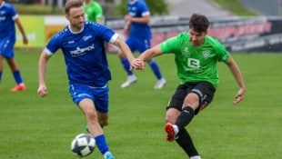 Stürmer Arbnor Rexhaj (l.) ist für viele Tore der Röthner verantwortlich.