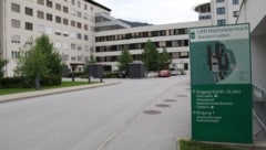 Hier am LKH Hochsteiermark in Leoben verliert sich die Spur des Somaliers.