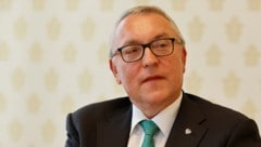 Dmitri Ljubinski war von August 2015 bis August 2025 Botschafter der Russischen Föderation in ...