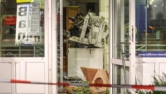 Der Bankomat flog in die Luft, die Täter sind weg