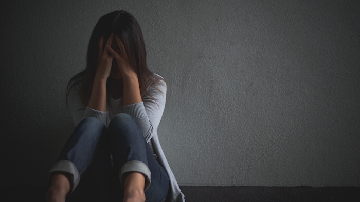 Frauen sind proportional öfter von Jobverlusten betroffen.