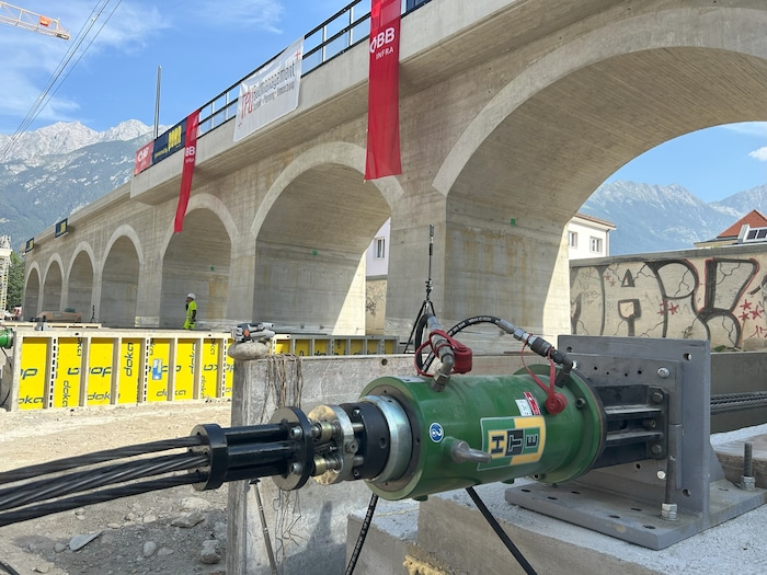 Der zweite Bauabschnitt wurde in Position gebracht.