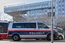 Sechs Personen gerieten in einen Streit – ein 14-Jähriger soll plötzlich mit einem Messer ...