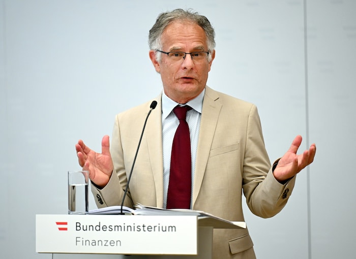 Finanzminister Marterbauer hat weiter alle Hände voll zu tun.