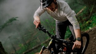 Die COROS NOMAD richtet sich an Abenteurer und Outdoor-Sportler.