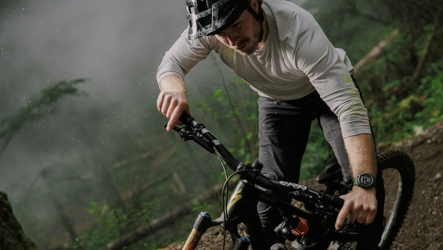 Die COROS NOMAD richtet sich an Abenteurer und Outdoor-Sportler.