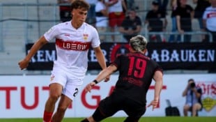 Christopher Olivier bereitete beim Testspiel des VfB Stuttgart gegen Fellbach ein Tor vor.