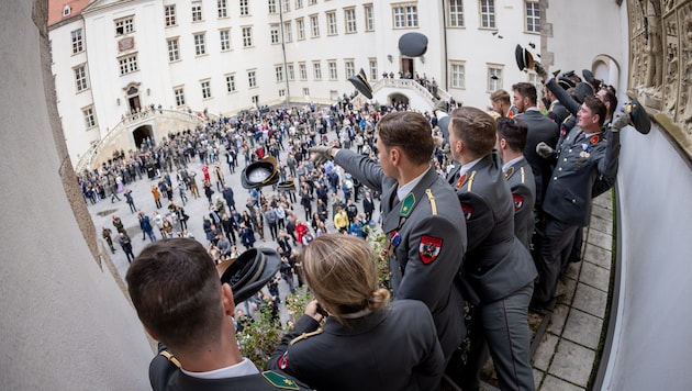 In wenigen Wochen ist ein großer Tag im Leben von rund 100 Soldaten.