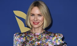 Zehn Jahre früher als bei den meisten Frauen begann bei Naomi Watts die Menopause.